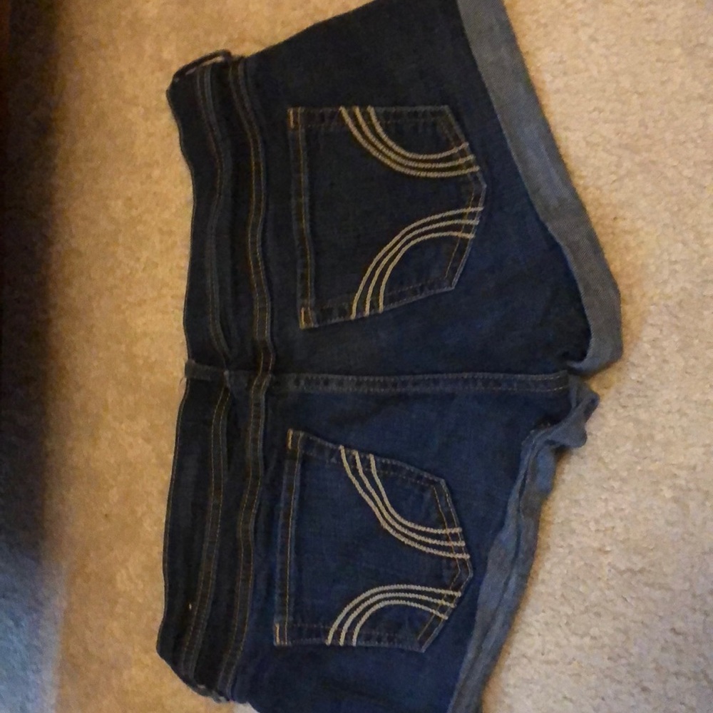 Hollister short-short, low rise.